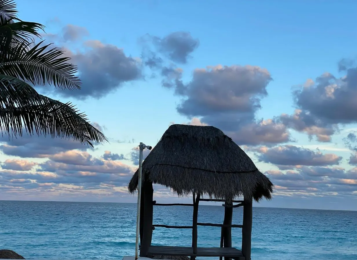 Suite Brisas Cancun
